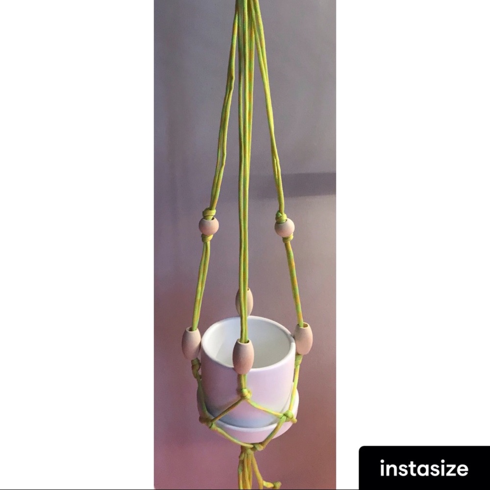 Paracord Plant Hanger w/Ceramic Pot